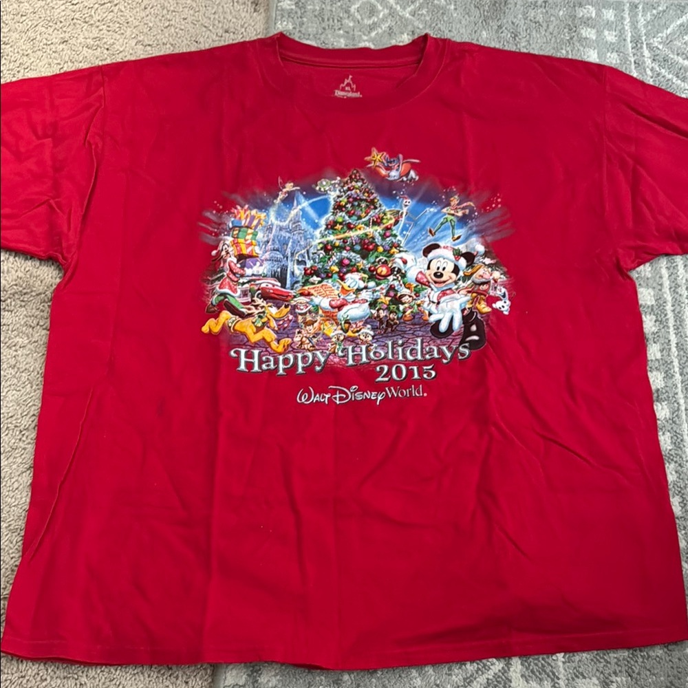 Walt Disney World Red Holiday 2015 T-Shirt